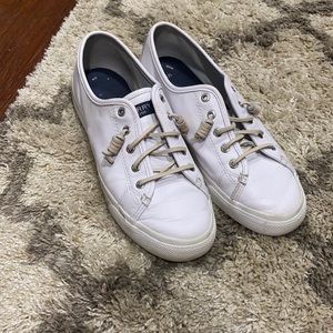 White crest vibe leather sneakers Sperry’s